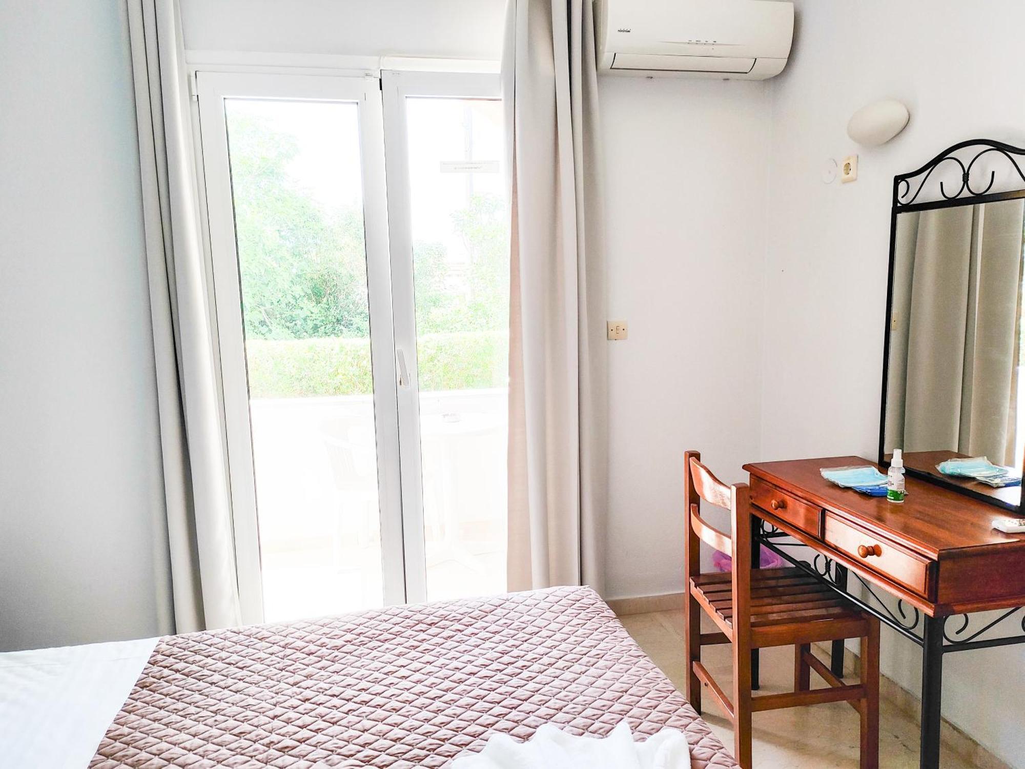 Corfu-Apartments4You Akharávi Eksteriør bilde